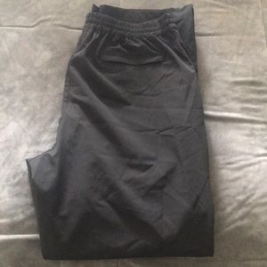 Men’s size large new balance wind pants